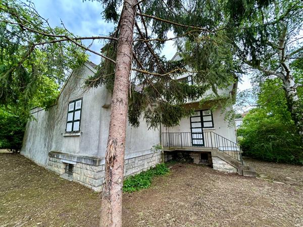 Maison Vernouillet 6 pièce(s) 150 m2 €429 000 ** - Référence 1767