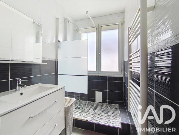 Appartement à vendre 4 pièces 65,87 m² Vénissieux