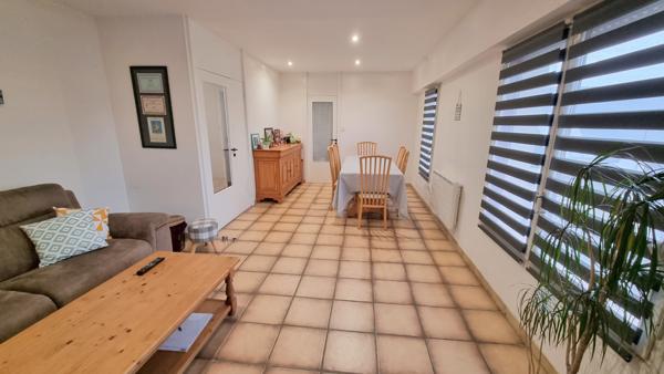 Quimper (29000) Finistère Sud Proche Quimper Murs et Fonds de commerce Supérette