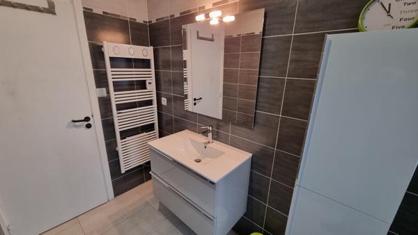 Quimper (29000) Finistère Sud Proche Quimper Murs et Fonds de commerce Supérette