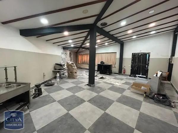 Local commercial à vendre