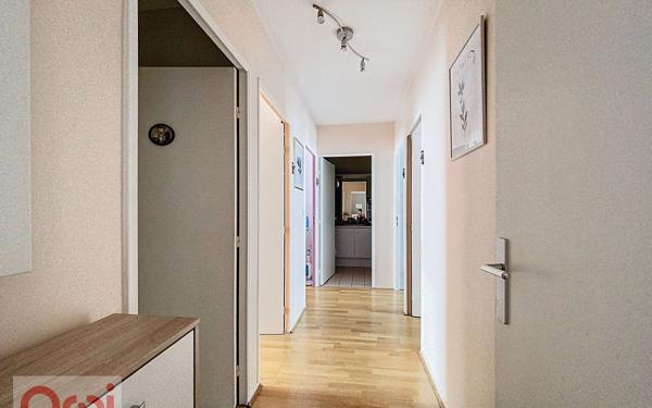 Appartement à vendre    5 pièces • 104 m2 Châtillon