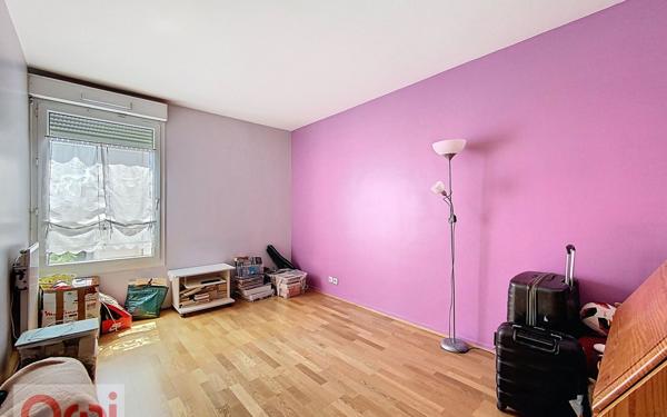 Appartement à vendre    5 pièces • 104 m2 Châtillon