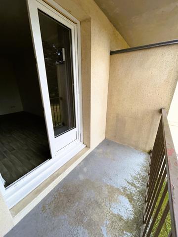 APPARTEMENT STUDIO AVEC BALCON ET PARKING