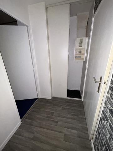 APPARTEMENT STUDIO AVEC BALCON ET PARKING