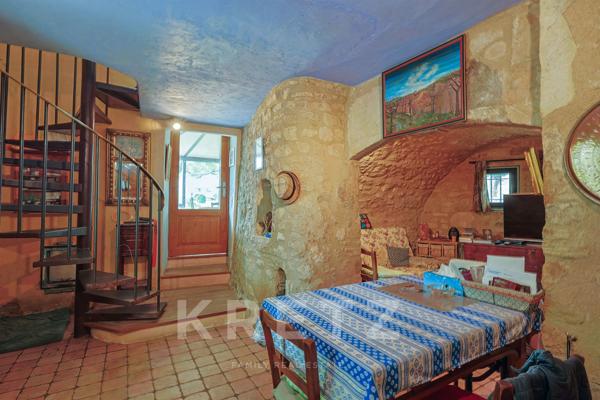 Ancienne Ferme du XVII ème siècle entièrement rénovée sur 1ha 800