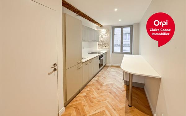 Appartement à vendre    3 pièces • 76,21 m2 Castres