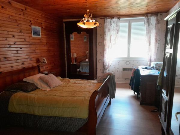MAISON AVEC 3 CHAMBRES COMBLES AMENAGEABLES 5 MN DU LIORAN