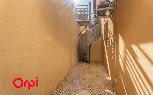 Appartement à vendre    4 pièces • 94 m2 Irigny