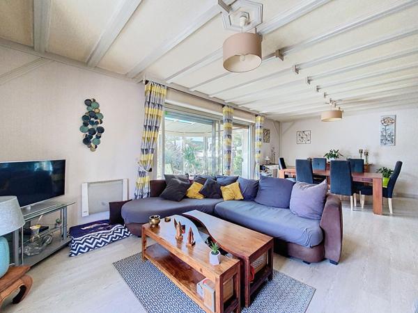 Maison à vendre à Saint-sulpice de Royan dans un quartier calme avec un large sous sol.