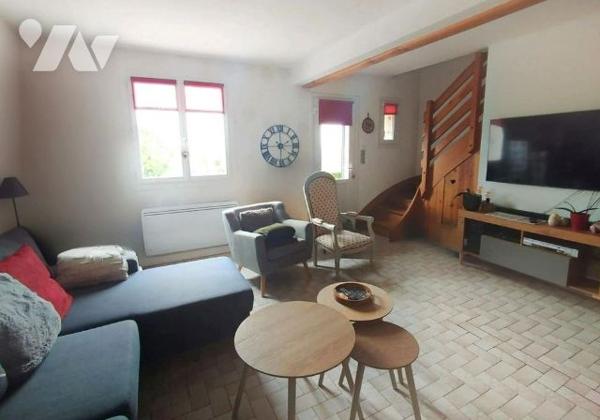 Maison T6 avec vue Dominante.