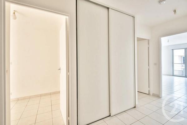 Appartement T3 à vendre  3 pièces - 74,19 m 2   ANTIBES  - 06