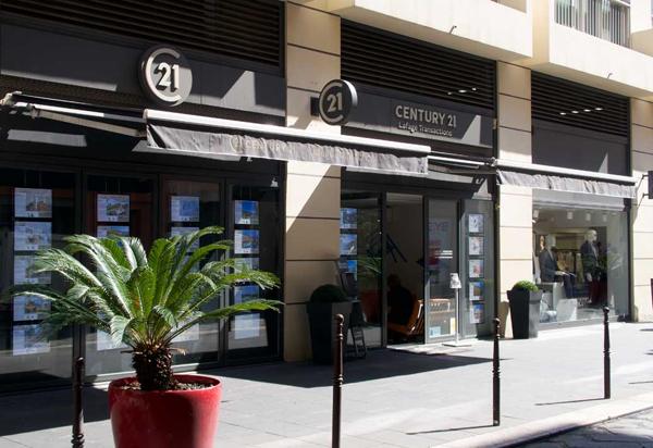Appartement T3 à vendre  3 pièces - 74,19 m 2   ANTIBES  - 06