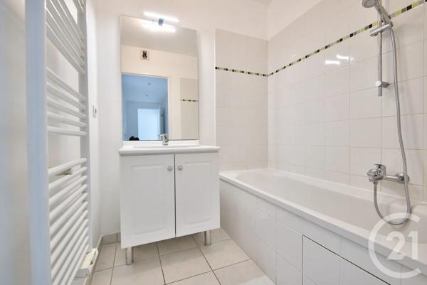 Appartement T3 à vendre  3 pièces - 74,19 m 2   ANTIBES  - 06