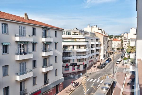 Appartement T3 à vendre  3 pièces - 74,19 m 2   ANTIBES  - 06