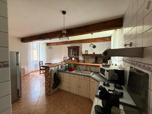 Vente Maison de village 7 pièces 145 m2 à Gazost