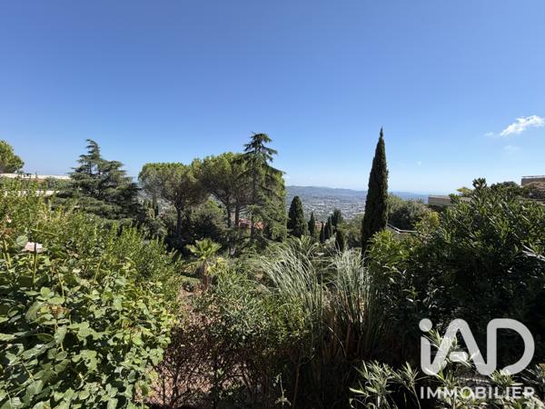 Appartement à vendre 4 pièces 94 m² Grasse