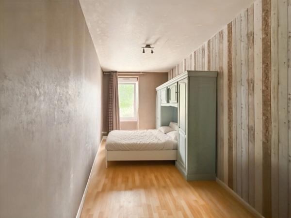 TRIGNAC CENTRE - Maison familiale avec logement annexe – Proximité écoles et transports - Jardin clos.