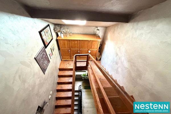 Immeuble Villeurbanne 6 pièces à deux pas du Métro A - Jardin intimiste avec piscine