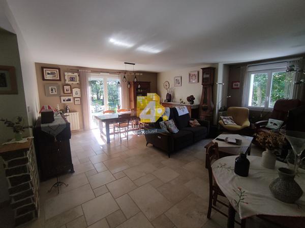 Maison - 8 pièces - 176 m²