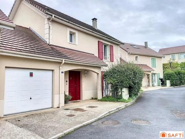 Maison 125 m2 louée actuellement - 4 chambres - terrain 310 m2 - proche tous commerces - RER C