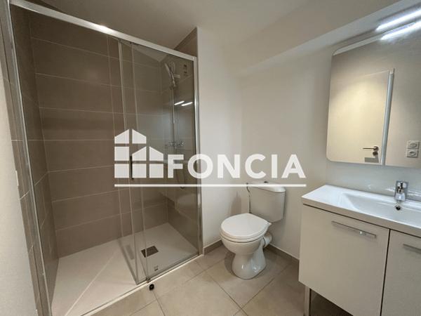 Location Studio 28 m² - 133 Rue Bonaparte La Londe Les Maures 83250