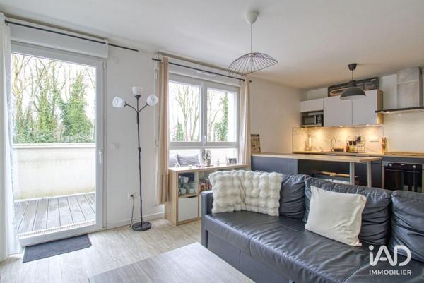 Appartement à vendre 2 pièces 50 m² Saint-Thibault-des-Vignes