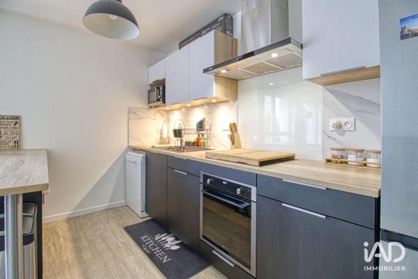 Appartement à vendre 2 pièces 50 m² Saint-Thibault-des-Vignes