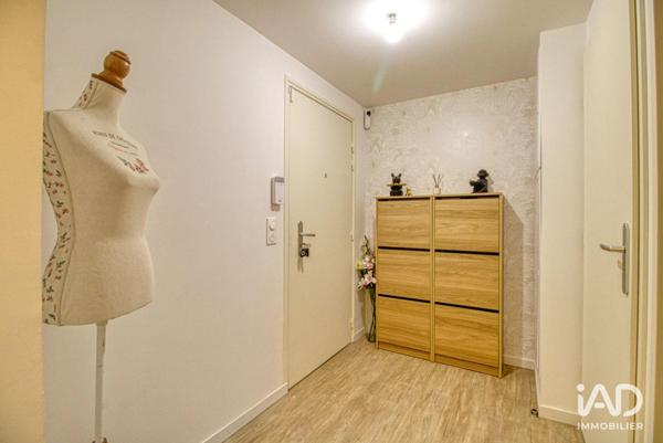 Appartement à vendre 2 pièces 50 m² Saint-Thibault-des-Vignes