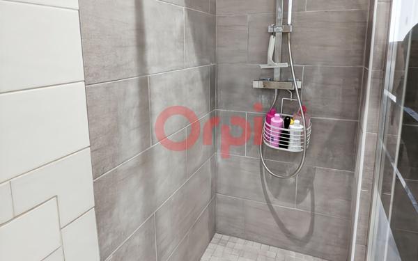 Appartement à vendre    4 pièces • 71,45 m2 Toulon