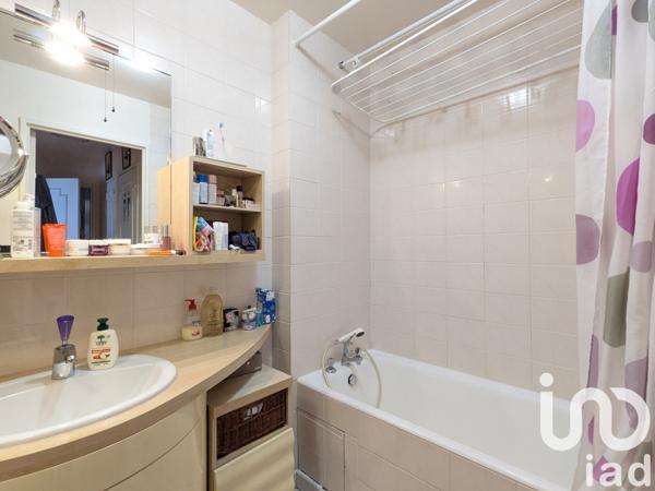 Appartement 2 pièces de 47 m² à Marly-le-Roi (78160)