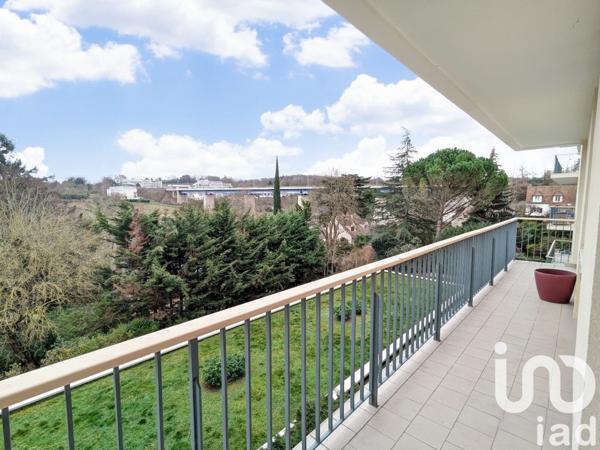 Appartement 2 pièces de 47 m² à Marly-le-Roi (78160)