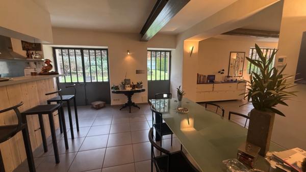 Maison à vendre 5 pièces + 2 gîtes à SUZE LA ROUSSE (26)