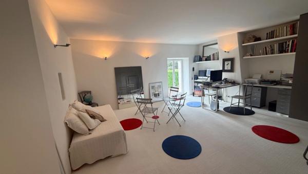 Maison à vendre 5 pièces + 2 gîtes à SUZE LA ROUSSE (26)