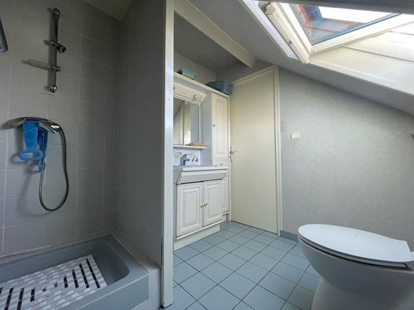 Maison de 105 m² - 2/3 chambres - garage - jardin 311 m² à Les Mureaux