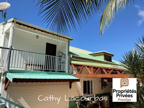 URGENT- Belle Villa  familiale + T3, piscine et jacuzzi - Bouillante