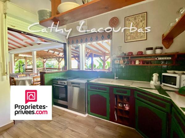 URGENT- Belle Villa  familiale + T3, piscine et jacuzzi - Bouillante