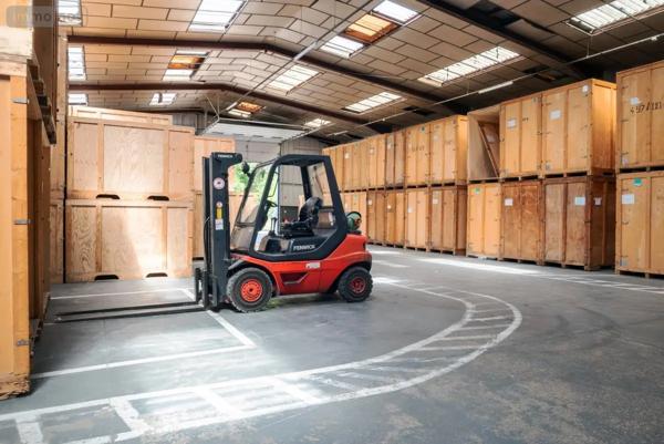 Achat - Fonds et/ou murs commerciaux Auxerre 89000 865 m 2 1856 m 2