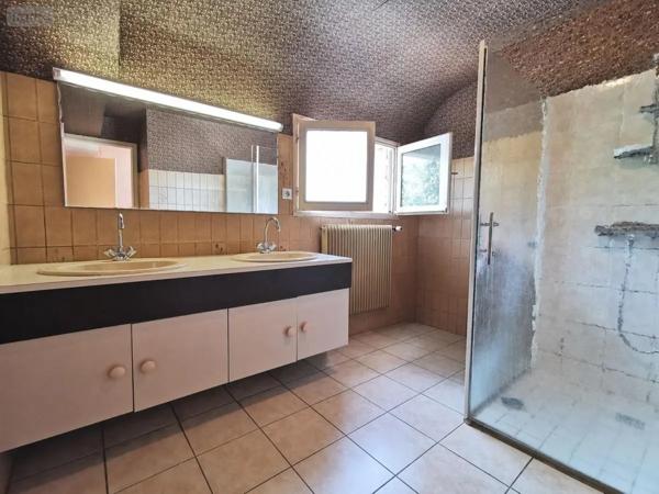 Achat - Maison La Roche-Jaudy 22450 8 pièces 191 m 2 4290 m 2