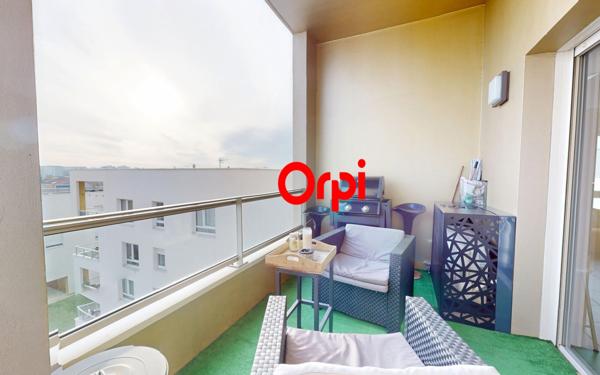 Appartement à vendre    3 pièces • 61 m2 Vaulx-en-Velin