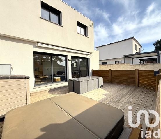 House for sale 4 rooms 73 m² Sainte-Marie-la-Mer