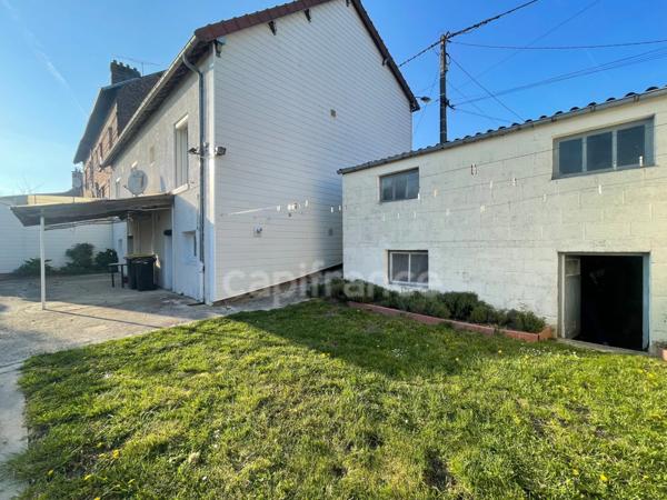 MAISON 4 CHAMBRES 3 GARAGES