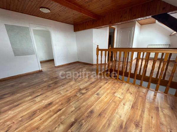 MAISON 4 CHAMBRES 3 GARAGES