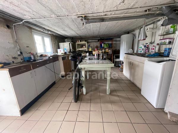 MAISON 4 CHAMBRES 3 GARAGES