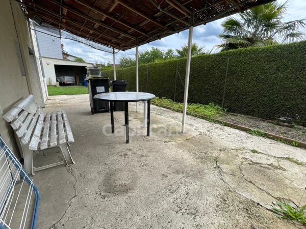 MAISON 4 CHAMBRES 3 GARAGES