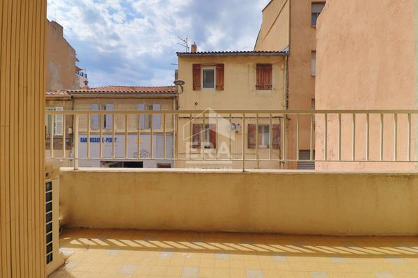 T2 50 m² lumineux traversant avec balcon et loggia  Marseille 10e Menpenti  Faibles charges