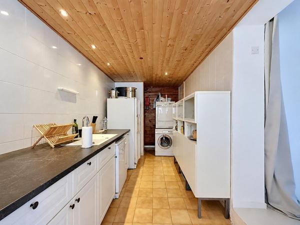 EXCLUSIVITÉ – Villa familiale avec piscine à proximité du Brusc et des plages