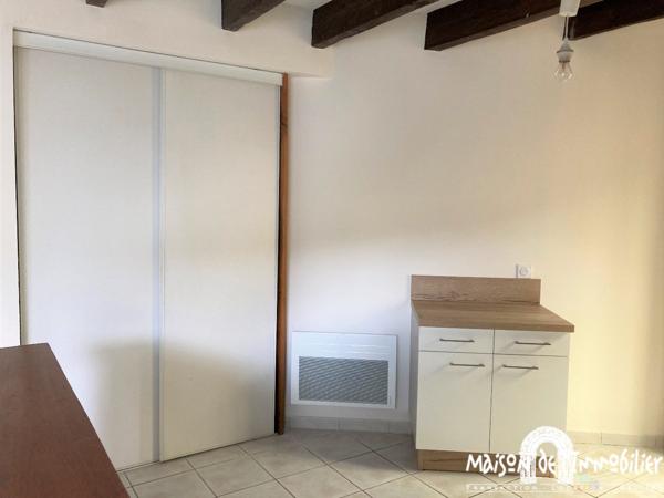 Vente Immeuble locatif - 6 logements loués - SEGONZAC Centre-ville
