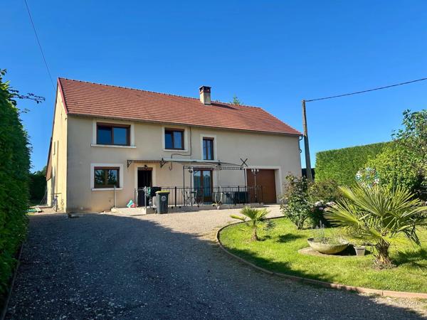 Vente                                                      Maison
                        
                     7 pièces                      149 m2                     à Sancerre