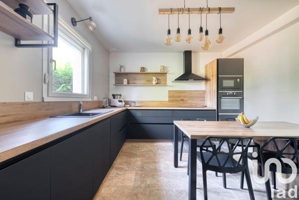 Maison à vendre 6 pièces 177 m² Montreuil-Juigné